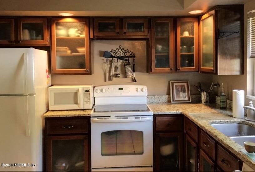 348 Raleigh Road Jacksonville, FL 32225 - Photo 9 of 25 kitchen