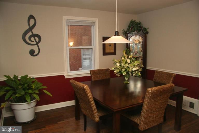 10420 Inwood Avenue Silver Spring, MD 20902 - Photo 9 of 25 Dining Room #2