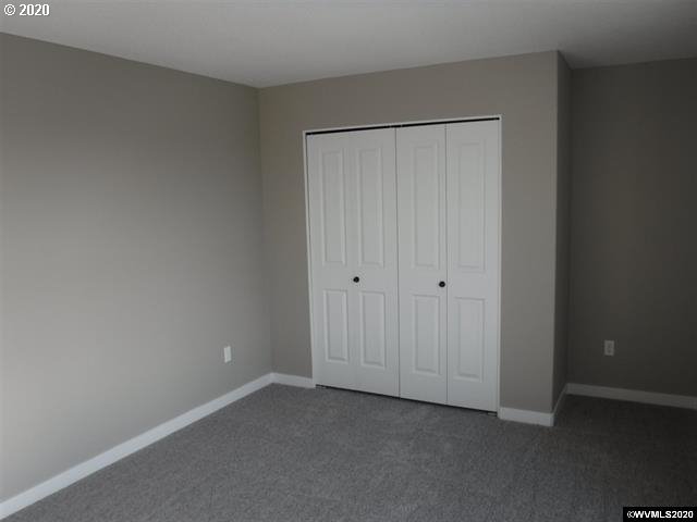 922 Chestnut Street Independence, OR 97351 - Photo 8 of 13 Gallery Image 8