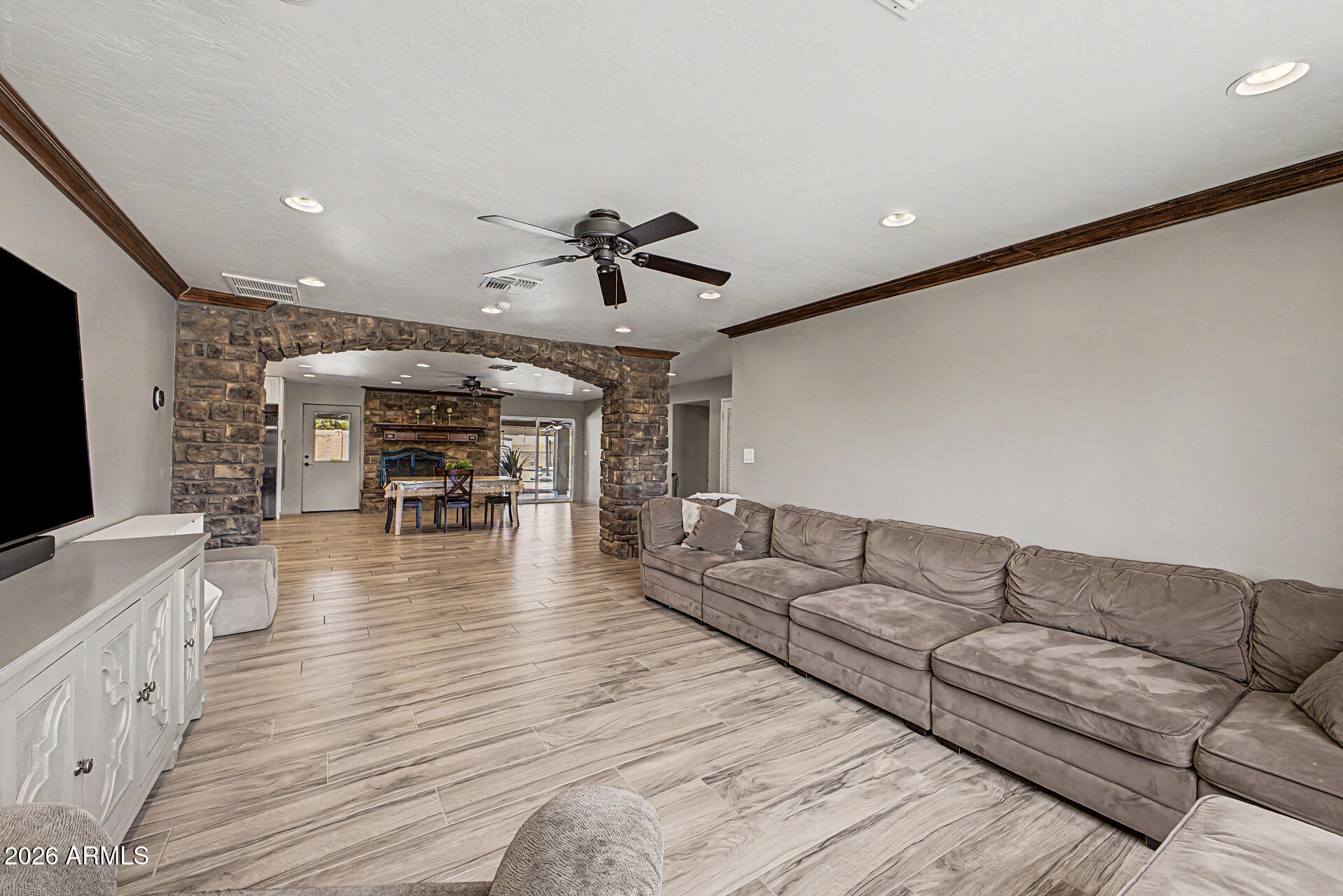 3109 North Gilbert Road Mesa, AZ 85203 - Photo 13 of 71 10-Gilbert