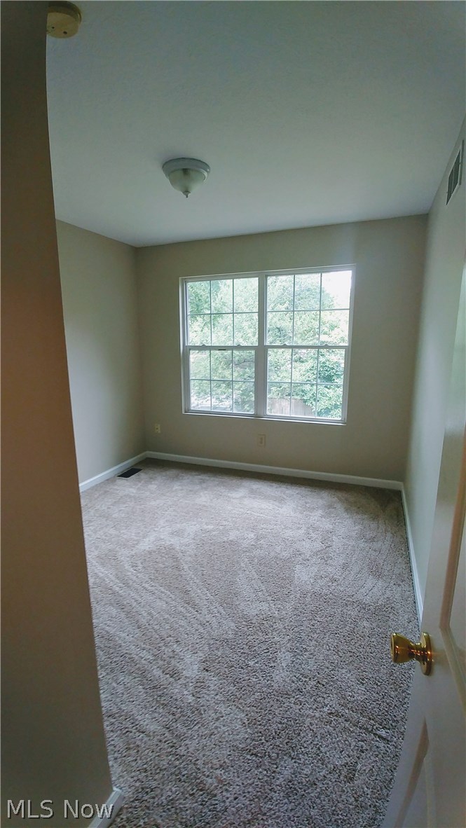 1053 Independence Avenue Akron, OH 44310 - Photo 27 of 31 Gallery Image 27