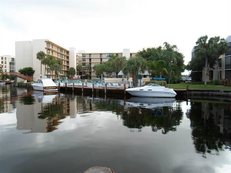 10 Royal Palm Way, Unit 104 Boca Raton, FL 33432 - Photo 13 of 15 Photo 13