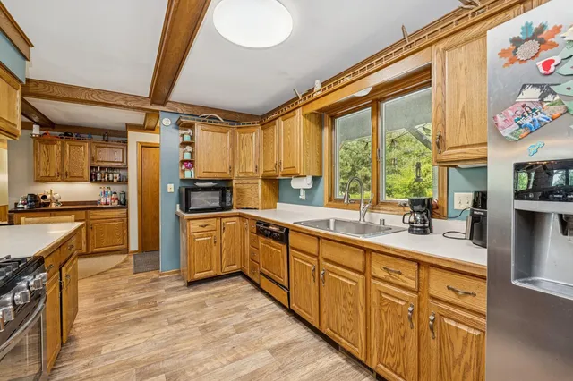 $657,000 | W6399 Brick Church Road, Walworth, WI 53184