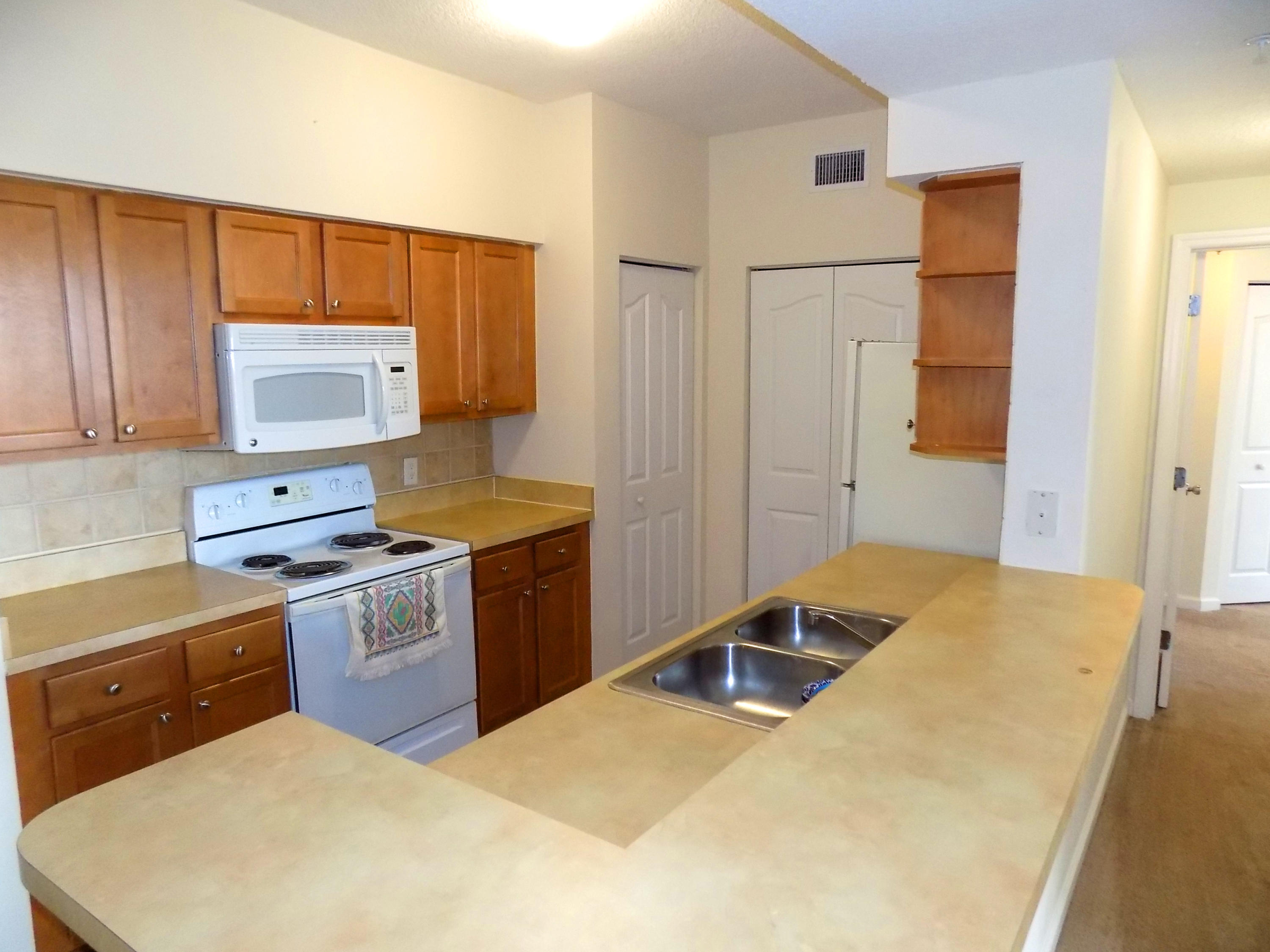 9873 Baywinds Boulevard, Unit 5311 West Palm Beach, FL 33411 - Photo 10 of 38 DSCN0523