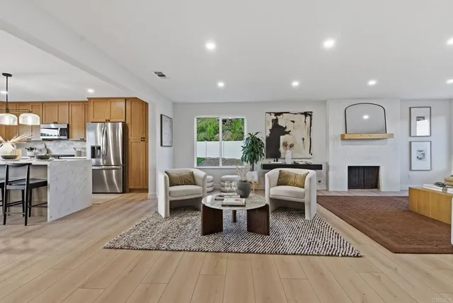 $1,949,999 | 2002 Ladera Court, Carlsbad, CA 92009