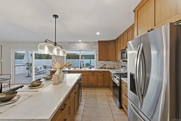 $1,950,000 | 2002 Ladera Court, Carlsbad, CA 92009