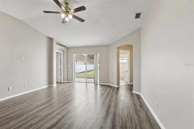 $330,000 | 13705 Eve Margaret Court, Riverview, FL 33579