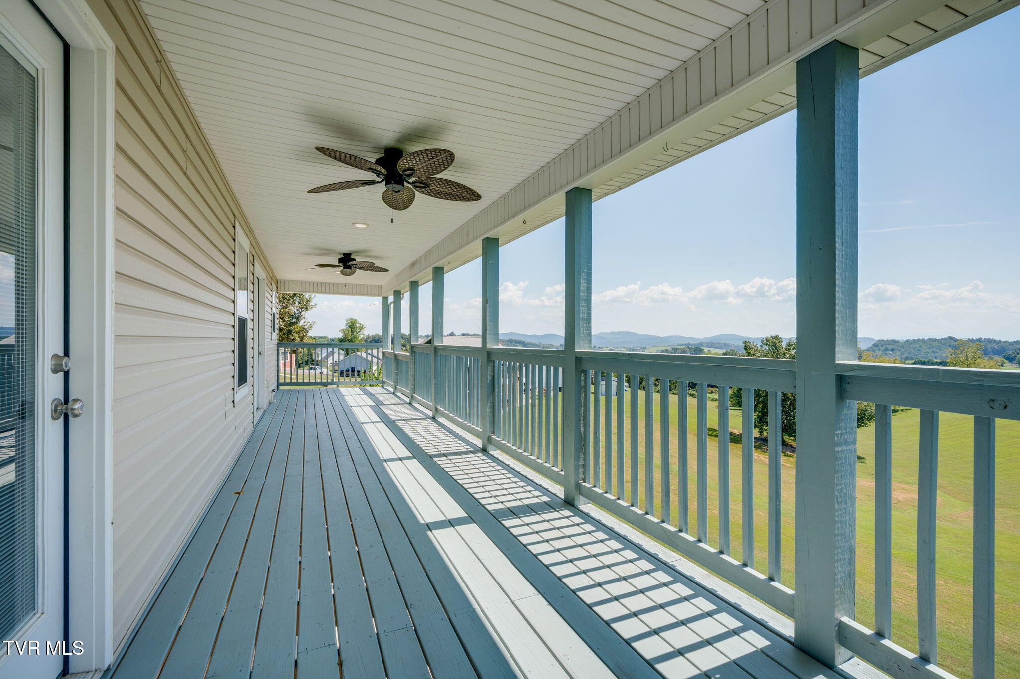 225 Pleasant Ridge Lane Bean Station, TN 37708 - Photo 17 of 44 017
