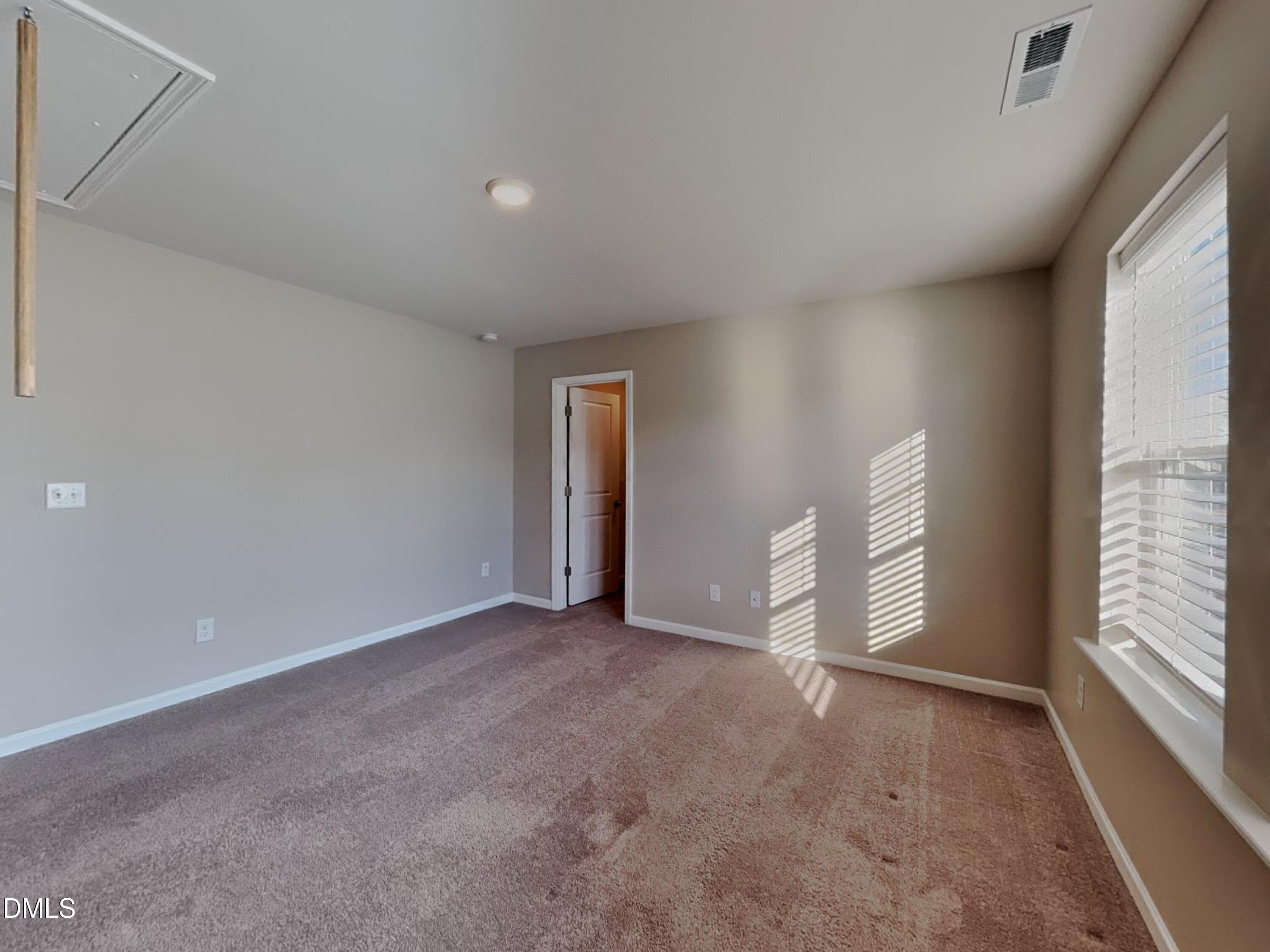 244 Hopper Circle Clayton, NC 27520 - Photo 11 of 17 10_Image_2fkHYG5Ht6