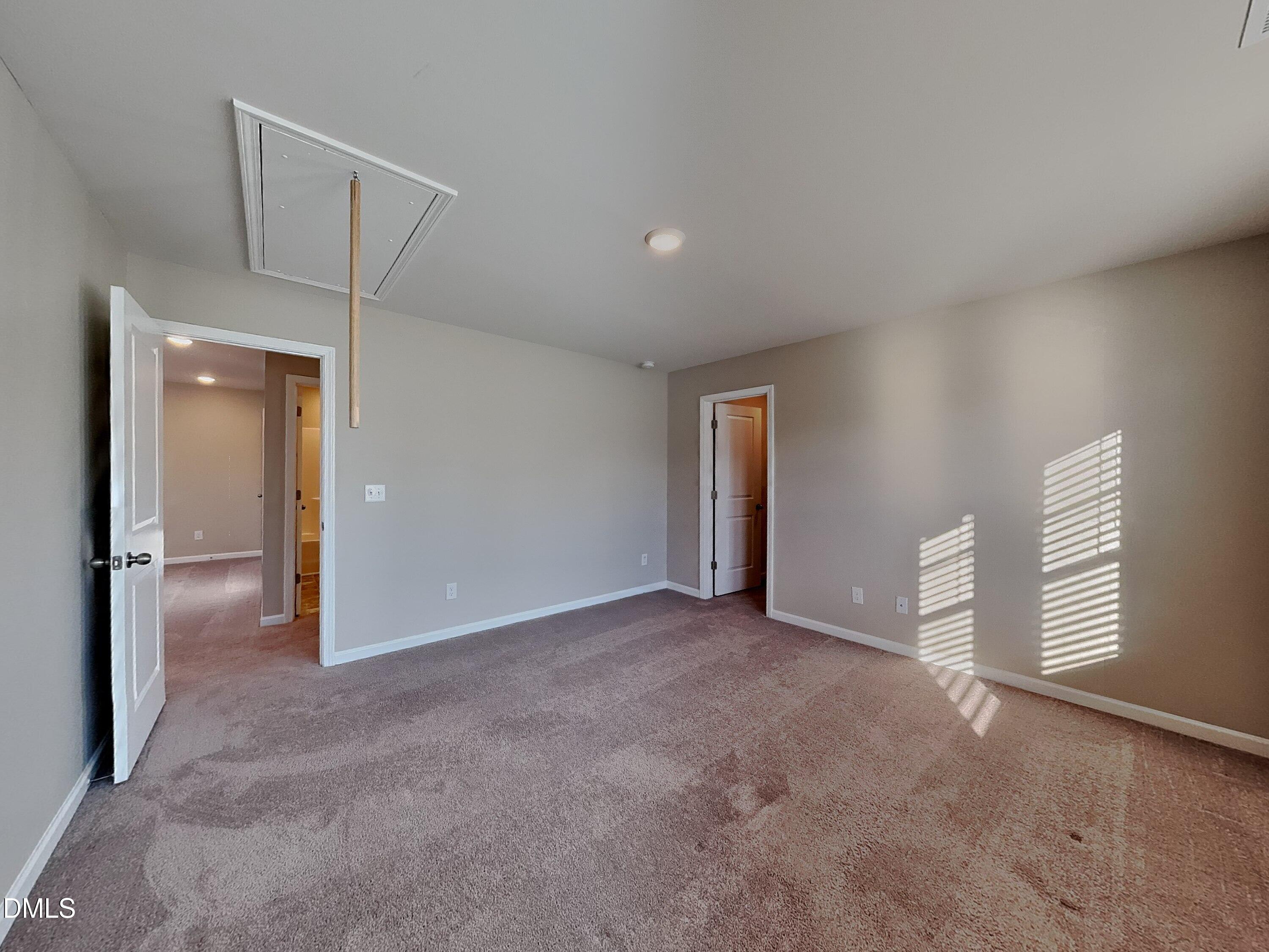 244 Hopper Circle Clayton, NC 27520 - Photo 10 of 17 9_pc_UhULEDlGVg_i7z4xHz650_layout_0