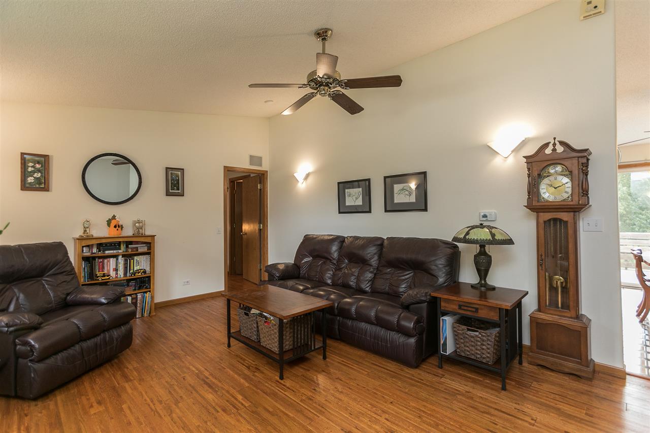 421 Elm Street Riverside, IA 52327 - Photo 6 of 42 Gallery Image 6