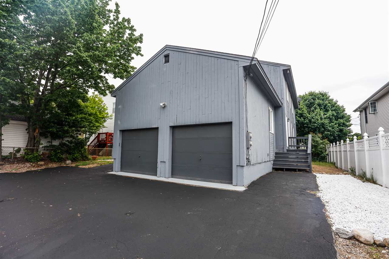 628 Green Street Manchester, NH 03103 - Photo 2 of 33