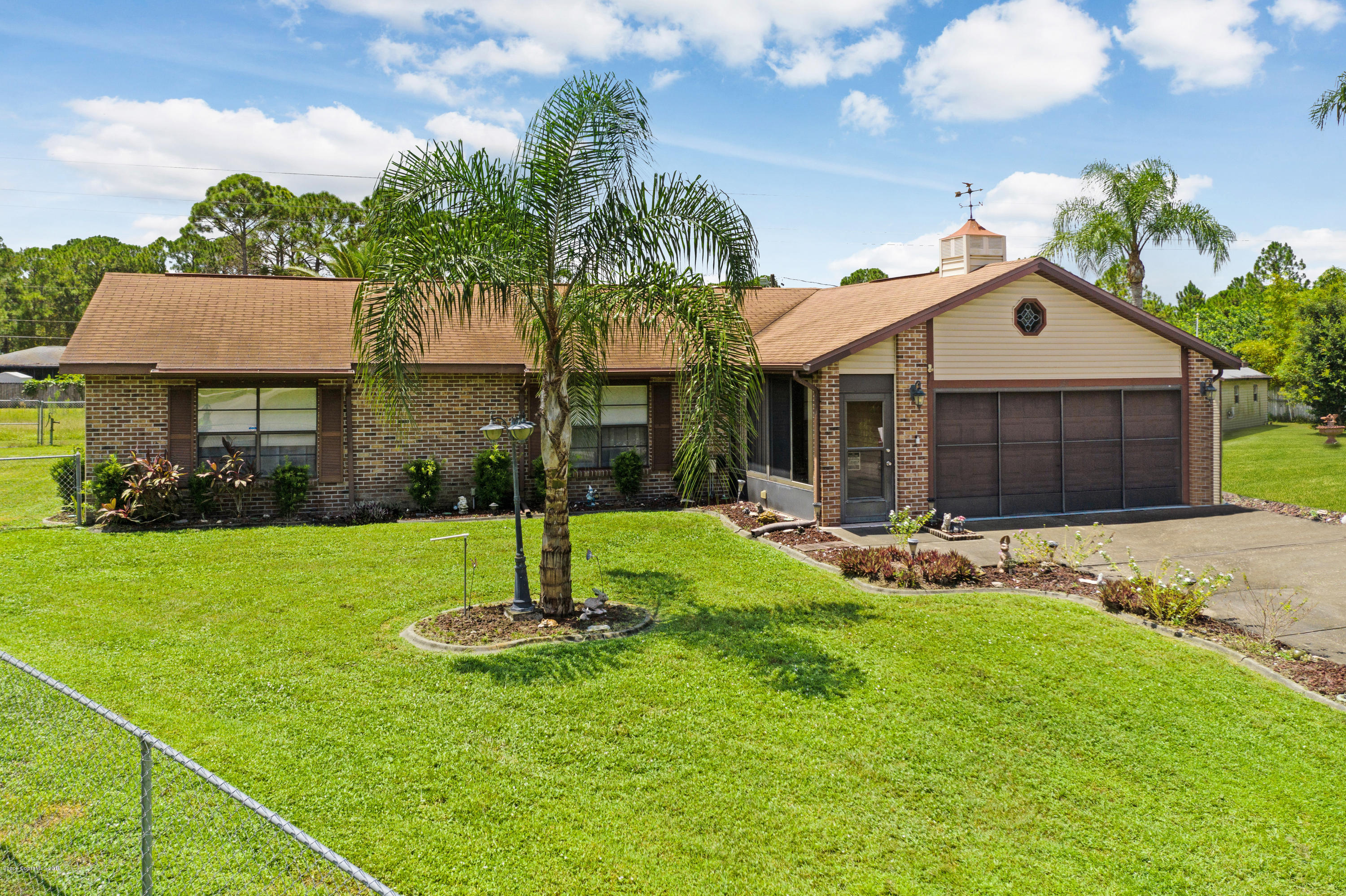 588 Topeka Road Southwest Palm Bay, FL 32908 - Photo 2 of 30 DJI_0173