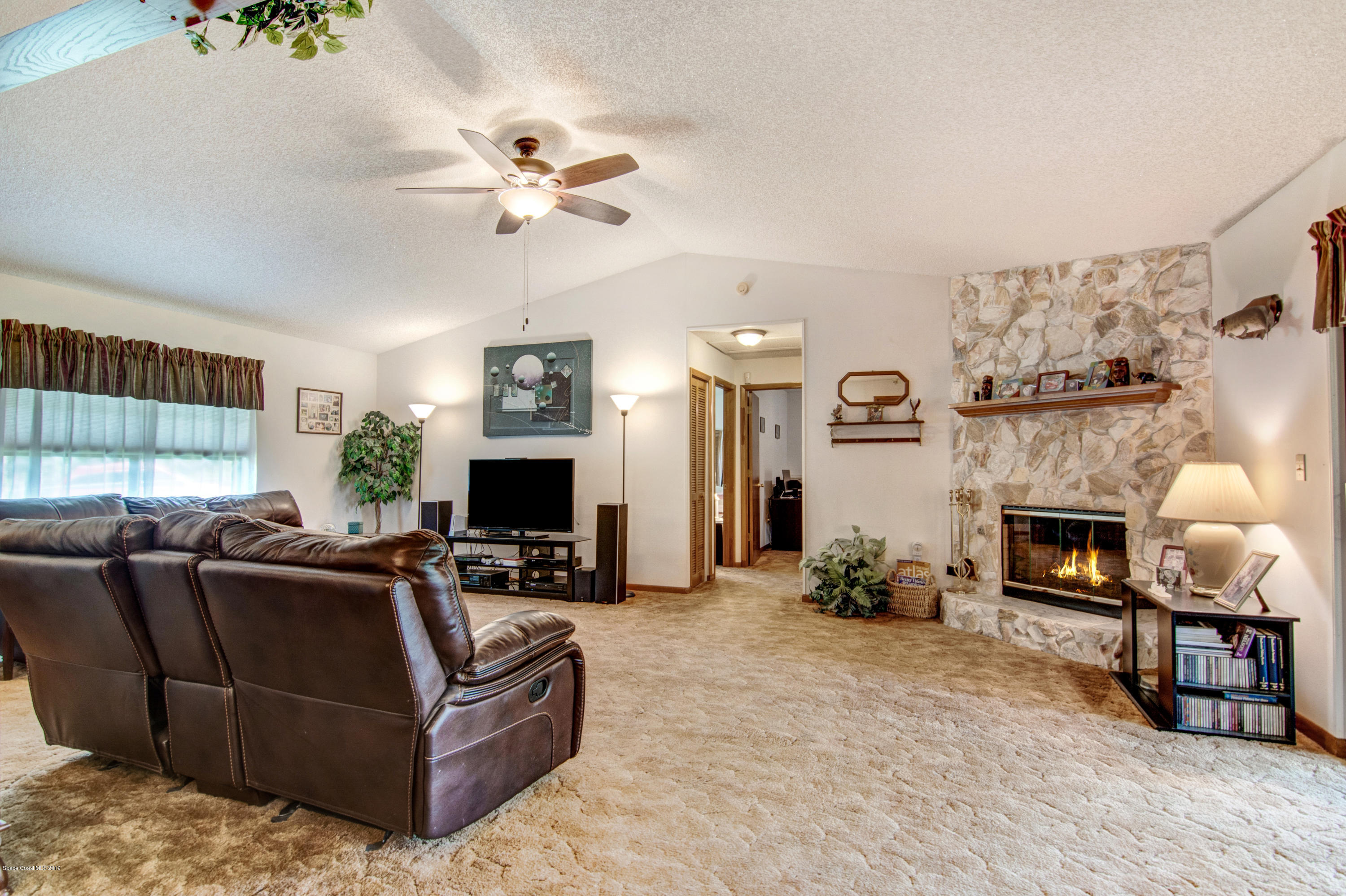 588 Topeka Road Southwest Palm Bay, FL 32908 - Photo 13 of 30 _DSC4260