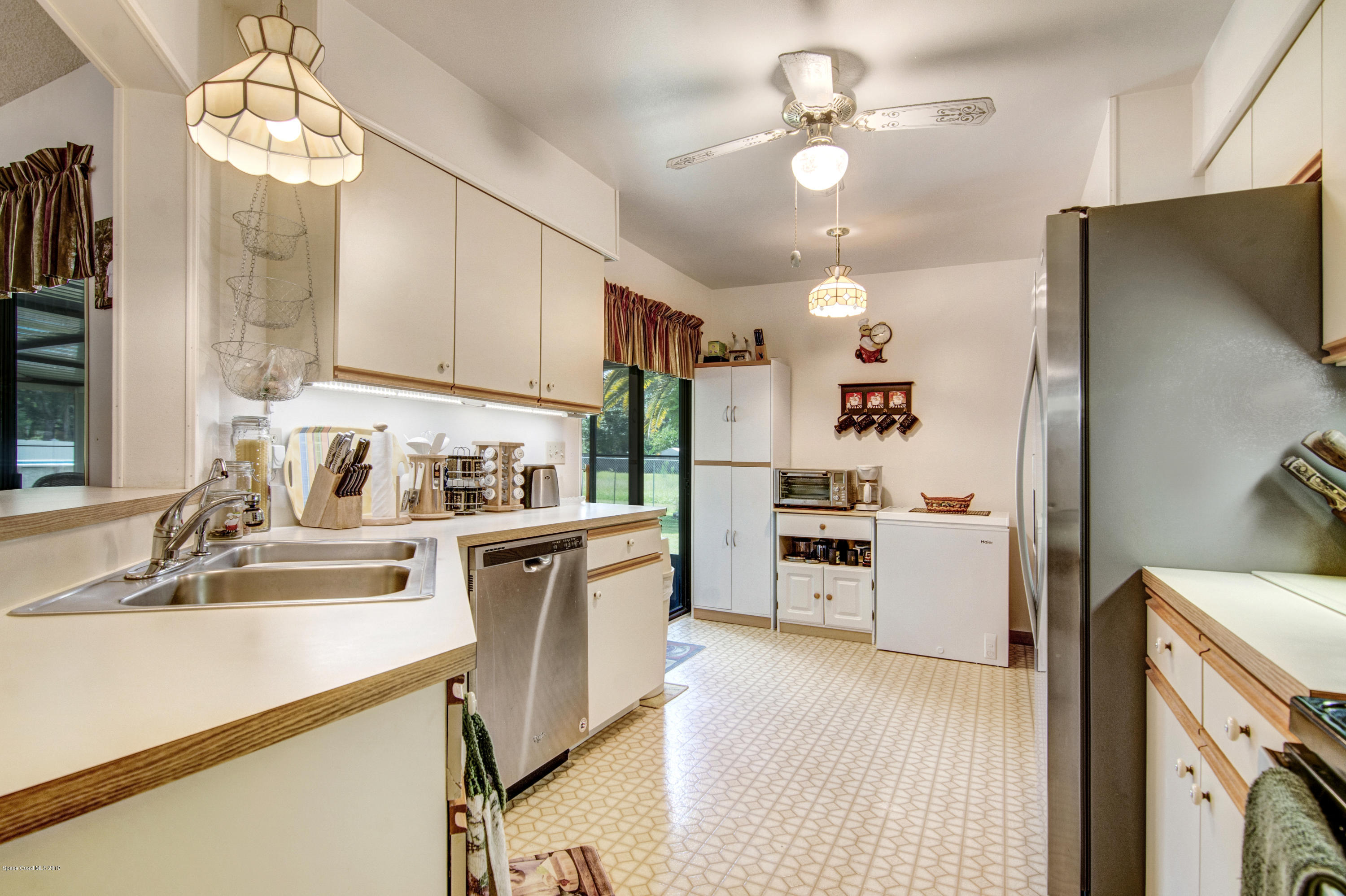 588 Topeka Road Southwest Palm Bay, FL 32908 - Photo 15 of 30 _DSC4263