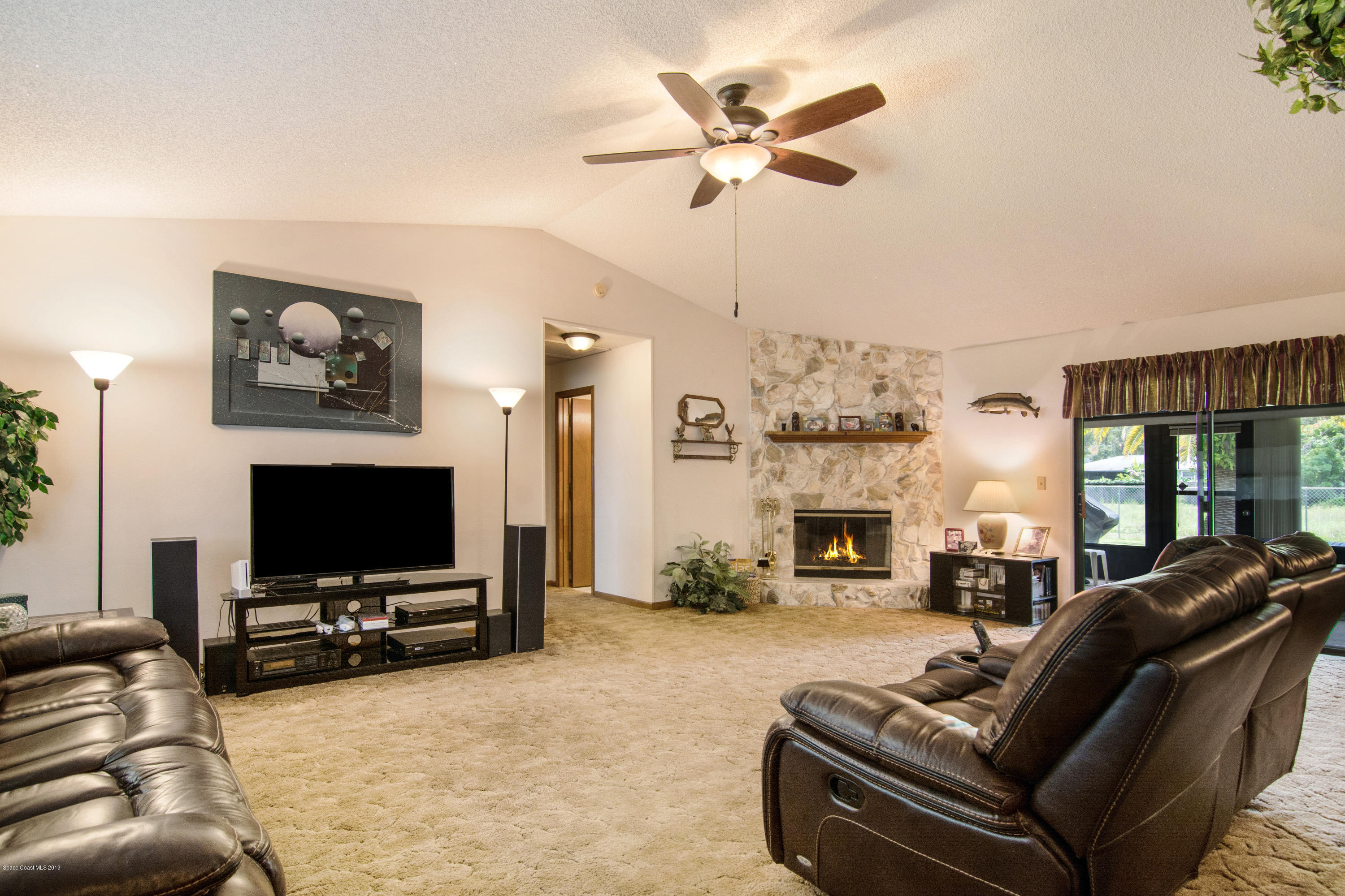 588 Topeka Road Southwest Palm Bay, FL 32908 - Photo 10 of 30 _DSC4252