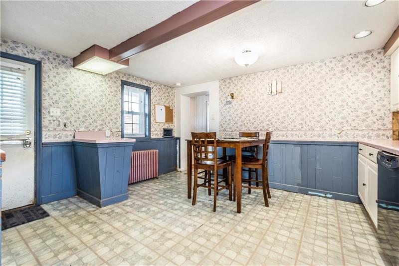 5 South Depaoli Road Cecil, PA 15321 - Photo 8 of 24