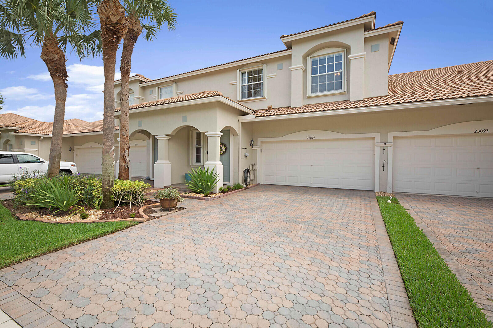 23097 Addison Lakes Circle Boca Raton, FL 33433 - Photo 2 of 42 Decorative Driveway
