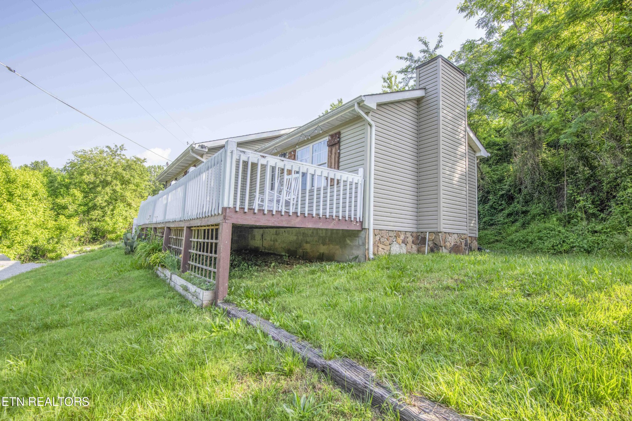 486 Coolidge Road La Follette, TN 37766 - Photo 3 of 32 Gallery Image 3