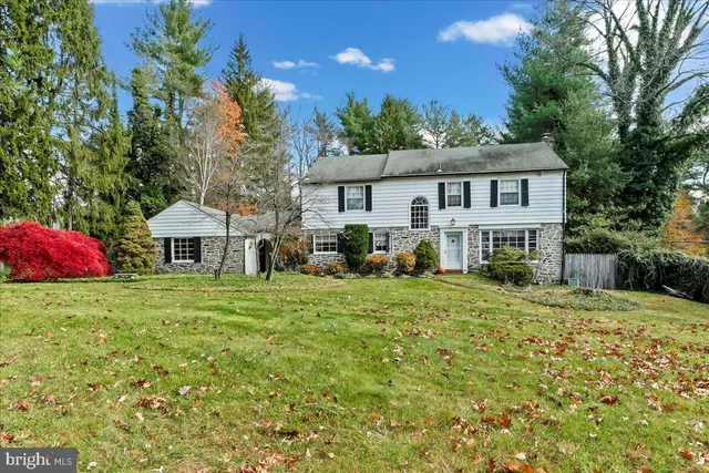 $1,300,000 | 1611 Lark Lane, Villanova, PA 19085