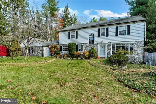 $1,300,000 | 1611 Lark Lane, Villanova, PA 19085