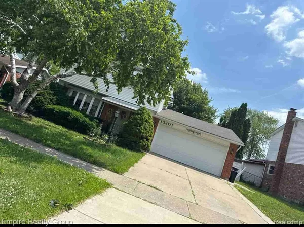 $299,000 | 15401 Vivian Street, Taylor, MI 48180