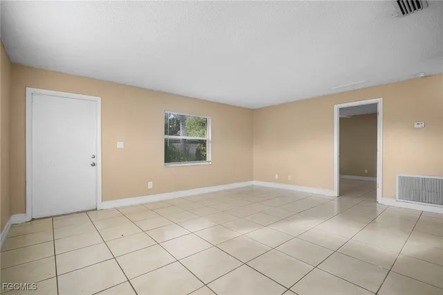 $1,175 | 5539 Tenth Avenue, Fort Myers, FL 33907