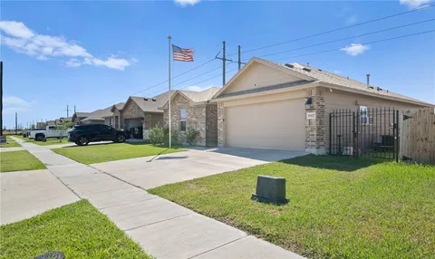 $274,695 | 1917 Kentucky Derby Drive, Corpus Christi, TX 78417