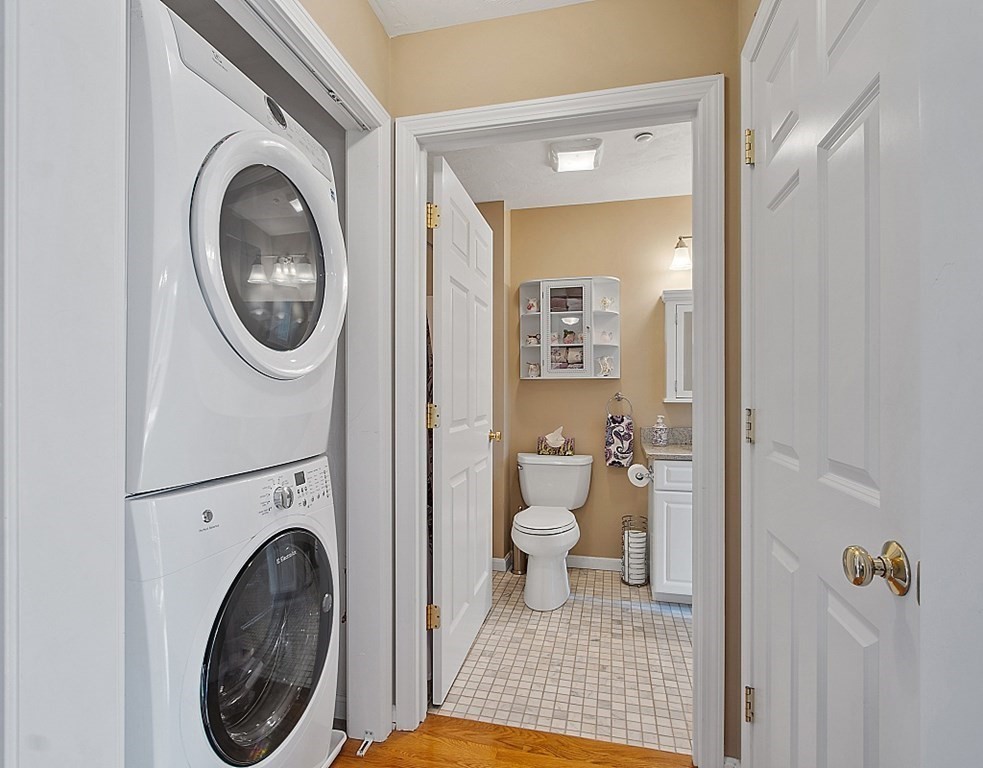 159 Allen Road, Unit 5 Billerica, MA 01821 - Photo 17 of 40