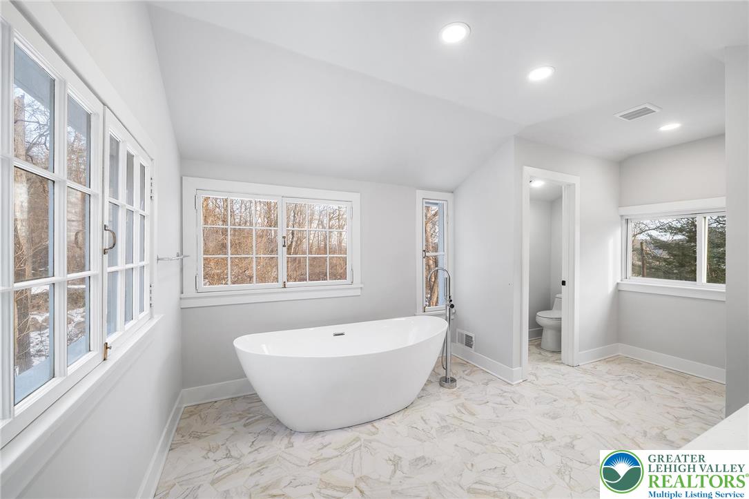 370 Raubsville Road Easton, PA 18042 - Photo 19 of 29 Gallery Image 19
