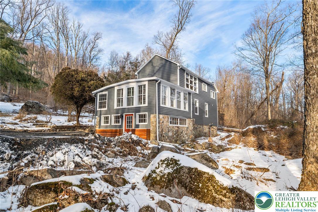 370 Raubsville Road Easton, PA 18042 - Photo 3 of 29 Gallery Image 3
