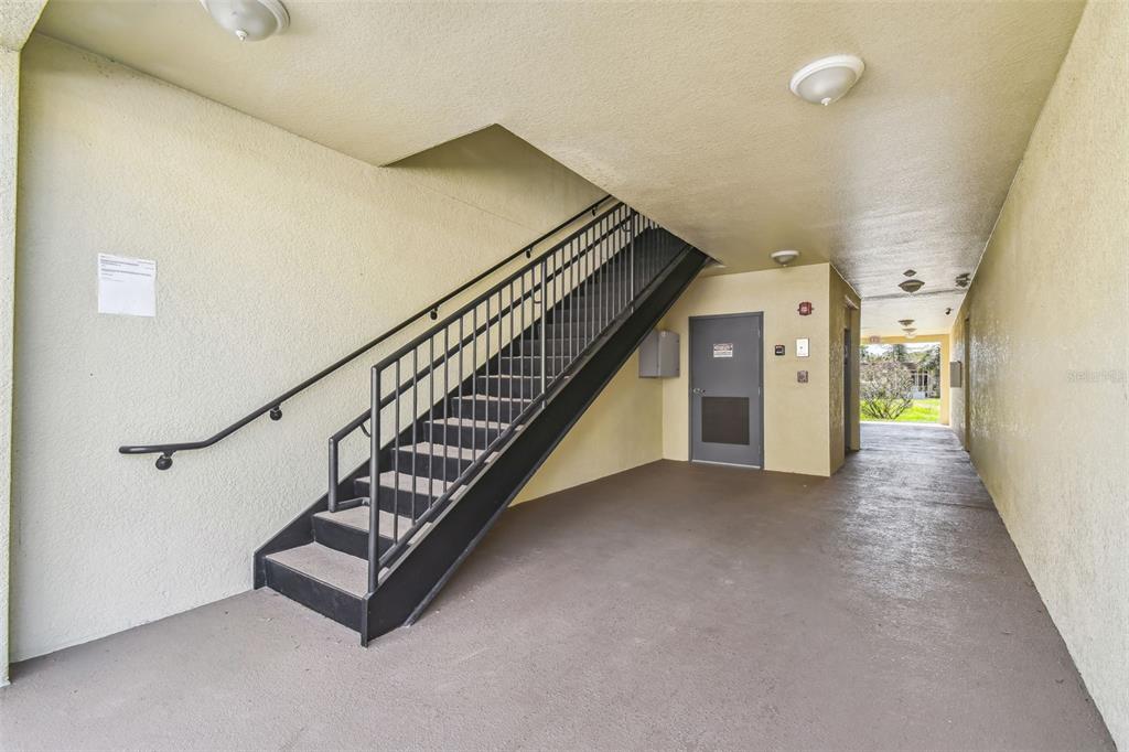 5088 Royal Palms Way, Unit 304 New Port Richey, FL 34652 - Photo 38 of 93