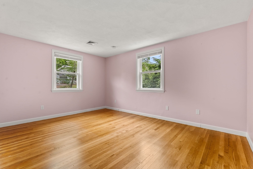 37-39 Thurston Road, Unit 1 Newton, MA 02464 - Photo 15 of 27 Gallery Image 15
