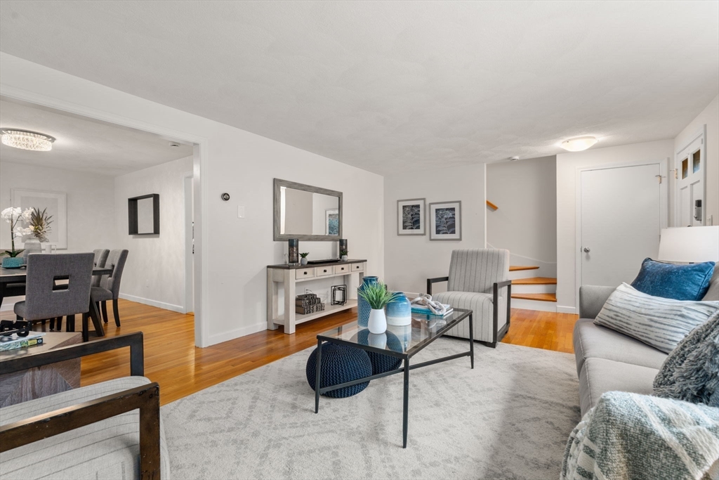 37-39 Thurston Road, Unit 1 Newton, MA 02464 - Photo 2 of 27 Gallery Image 2