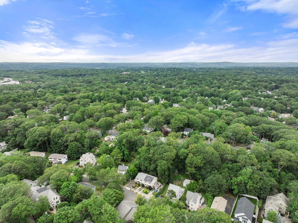 37-39 Thurston Road, Unit 1 Newton, MA 02464 - Photo 25 of 27 Gallery Image 25
