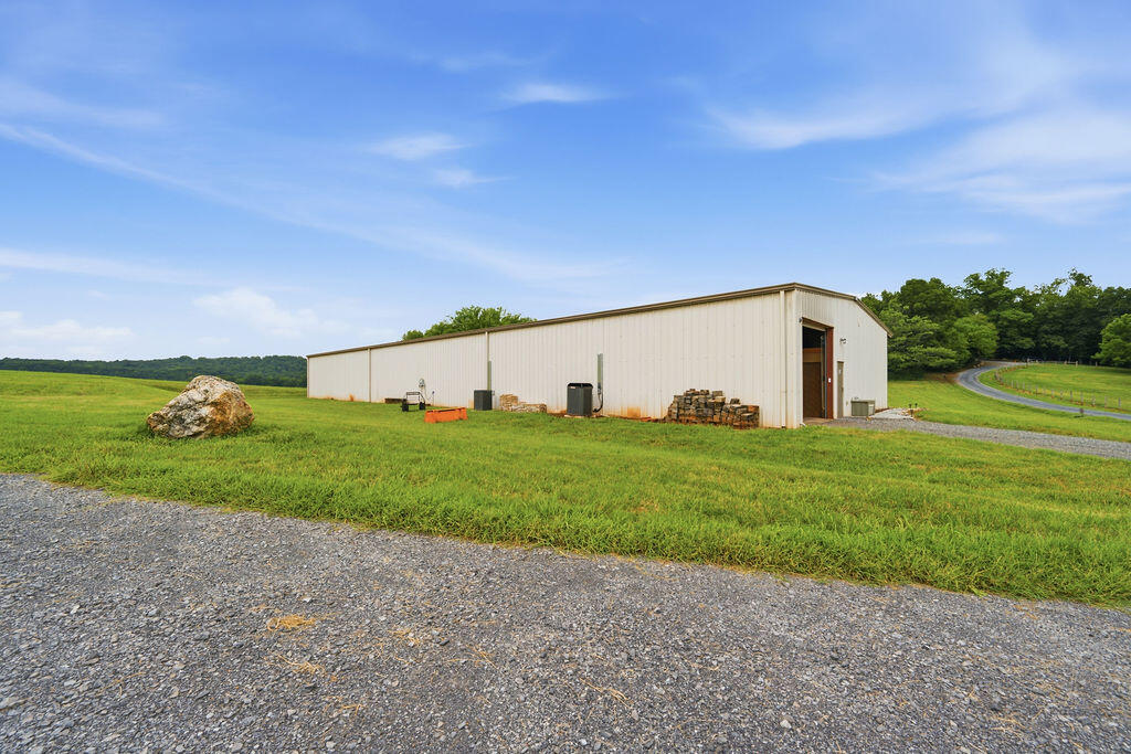 3922 Highway 2 Dalton, GA 30721 - Photo 118 of 145 3922Highway2-119