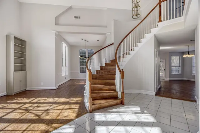 a view of entryway and hall