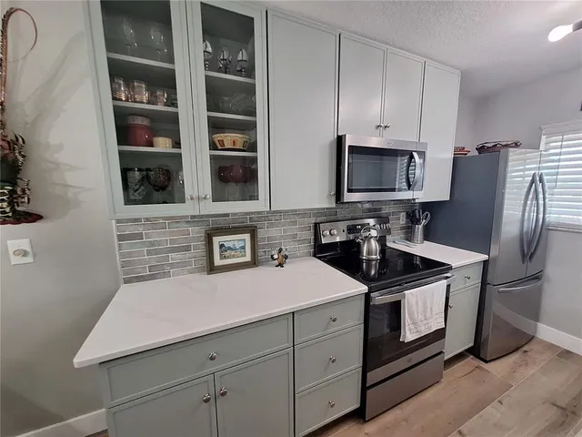 $1,750 | 708 South Tamiami Trail, Unit 320, Venice, FL 34285