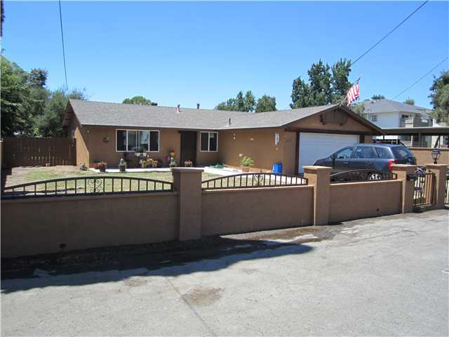 10044 Tamil Road Lakeside, CA 92040 - Photo 2 of 25 Gallery Image 2