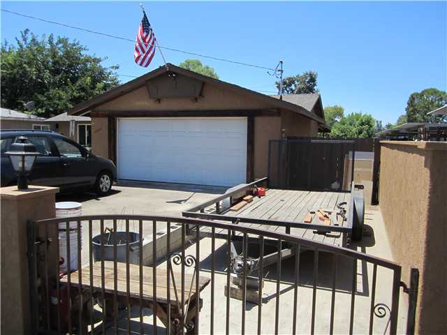 10044 Tamil Road Lakeside, CA 92040 - Photo 4 of 25 Gallery Image 4