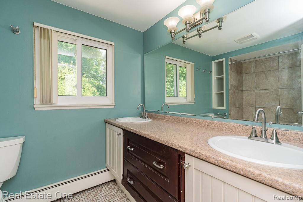 1147 Tienken Court Rochester, MI 48306 - Photo 15 of 26