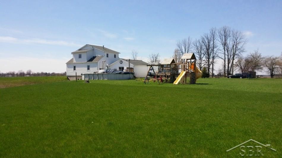 4690 East Kent Road Freeland, MI 48623 - Photo 7 of 28 31288965-6.JPG
