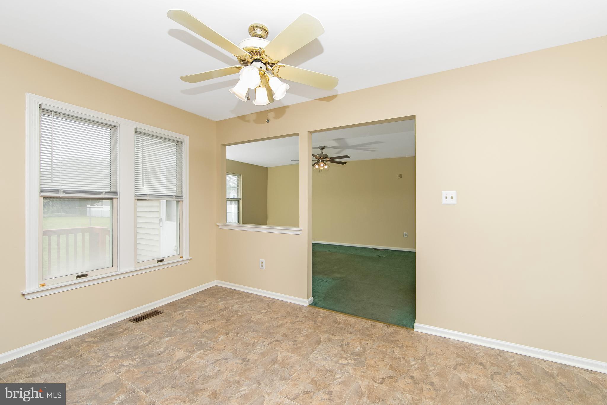 329 Green Street Beverly, NJ 08010 - Photo 9 of 26 Eat in Kitchen