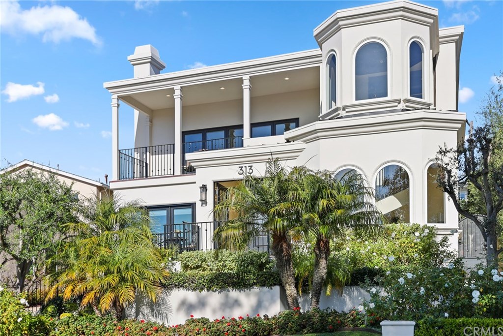 313 Ave F Redondo Beach, CA 90277 - Photo 2 of 38