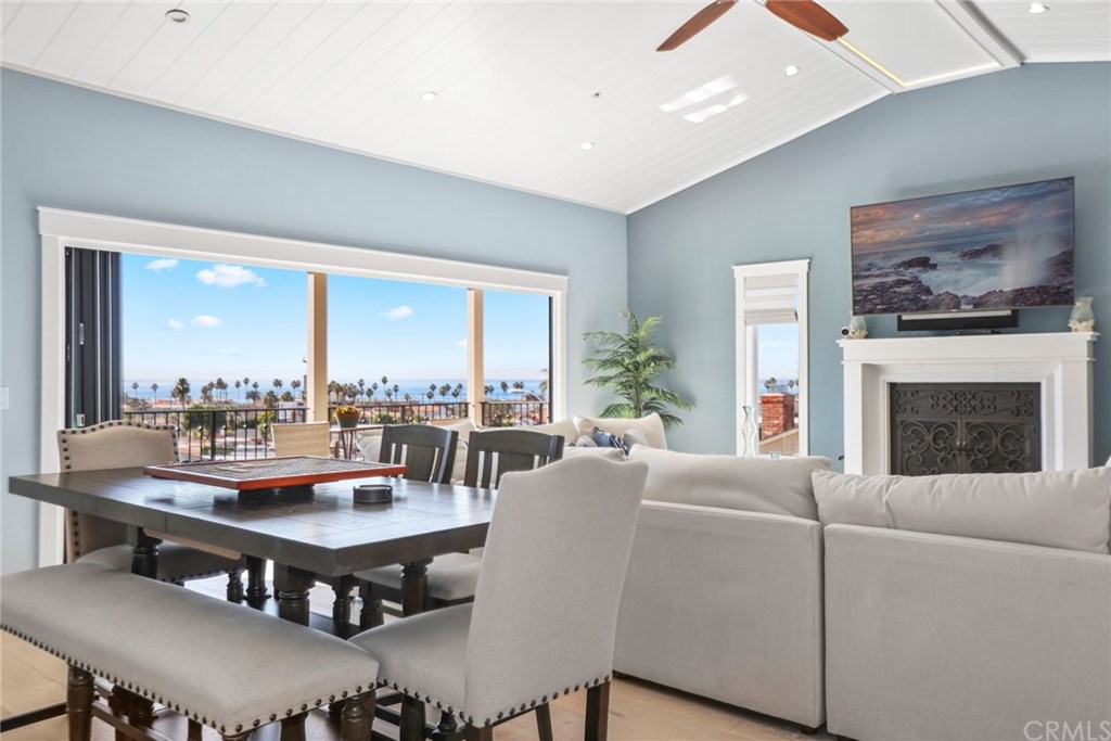 313 Ave F Redondo Beach, CA 90277 - Photo 11 of 38