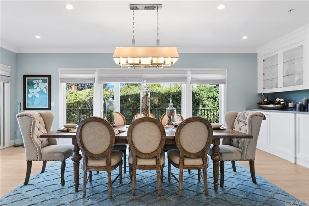 313 Ave F Redondo Beach, CA 90277 - Photo 13 of 38