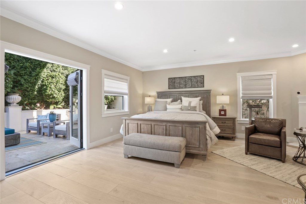 313 Ave F Redondo Beach, CA 90277 - Photo 18 of 38