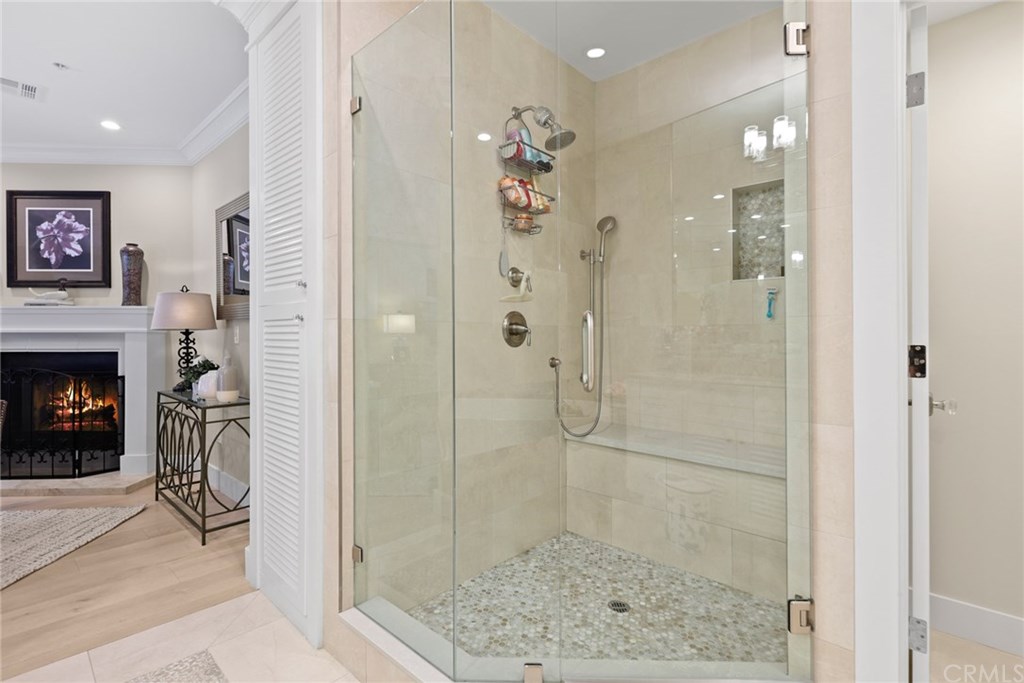 313 Ave F Redondo Beach, CA 90277 - Photo 20 of 38