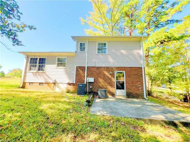 $1,775 | 3303 Bristle Cone Road, Greensboro, NC 27406