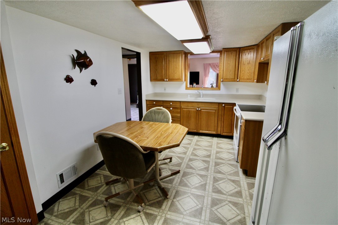 1257 Sharon Copley Road Sharon Center, OH 44281 - Photo 17 of 31 Gallery Image 17